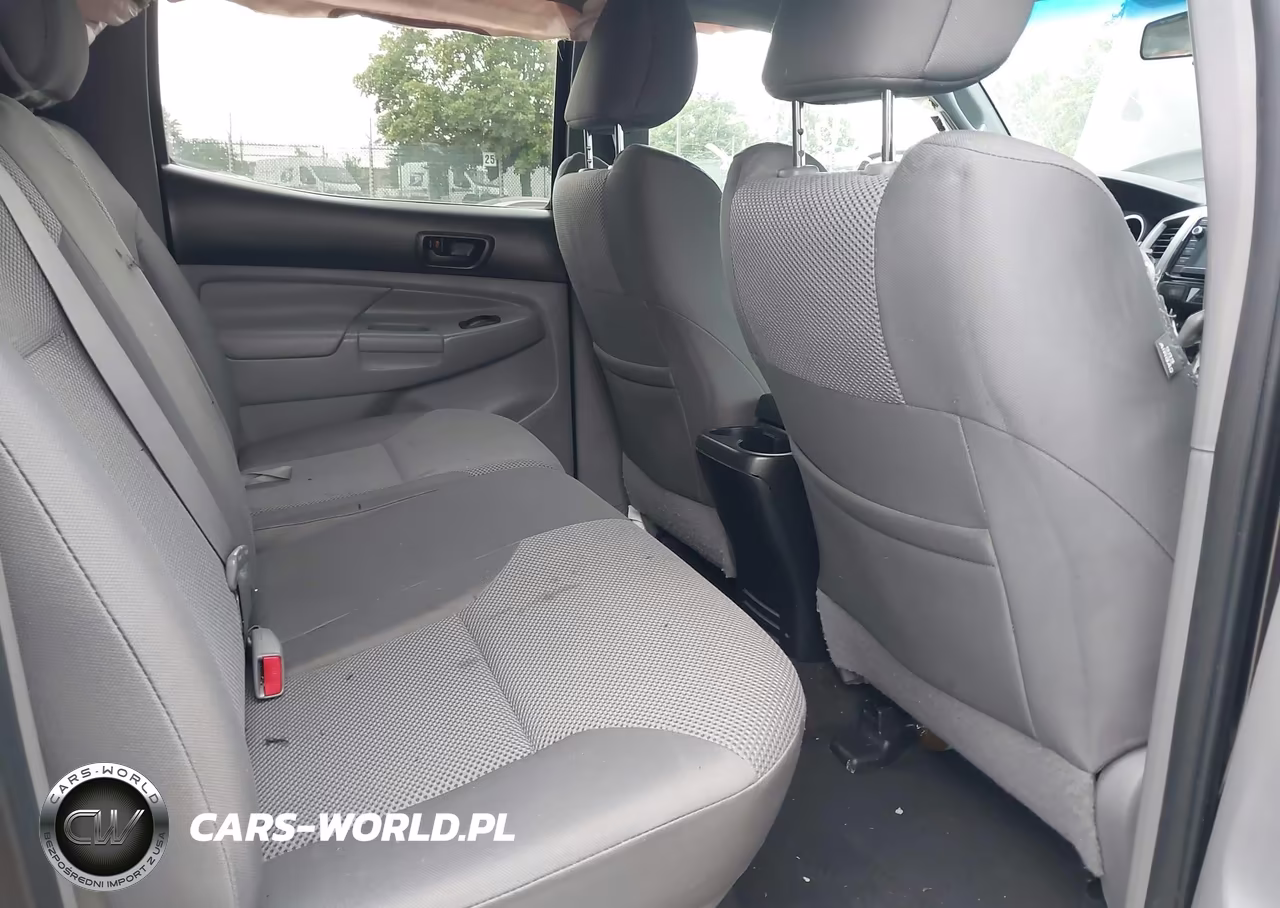 2015 Toyota Tacoma Base V6 VIN:3TMLU4EN3FM189410 - 8