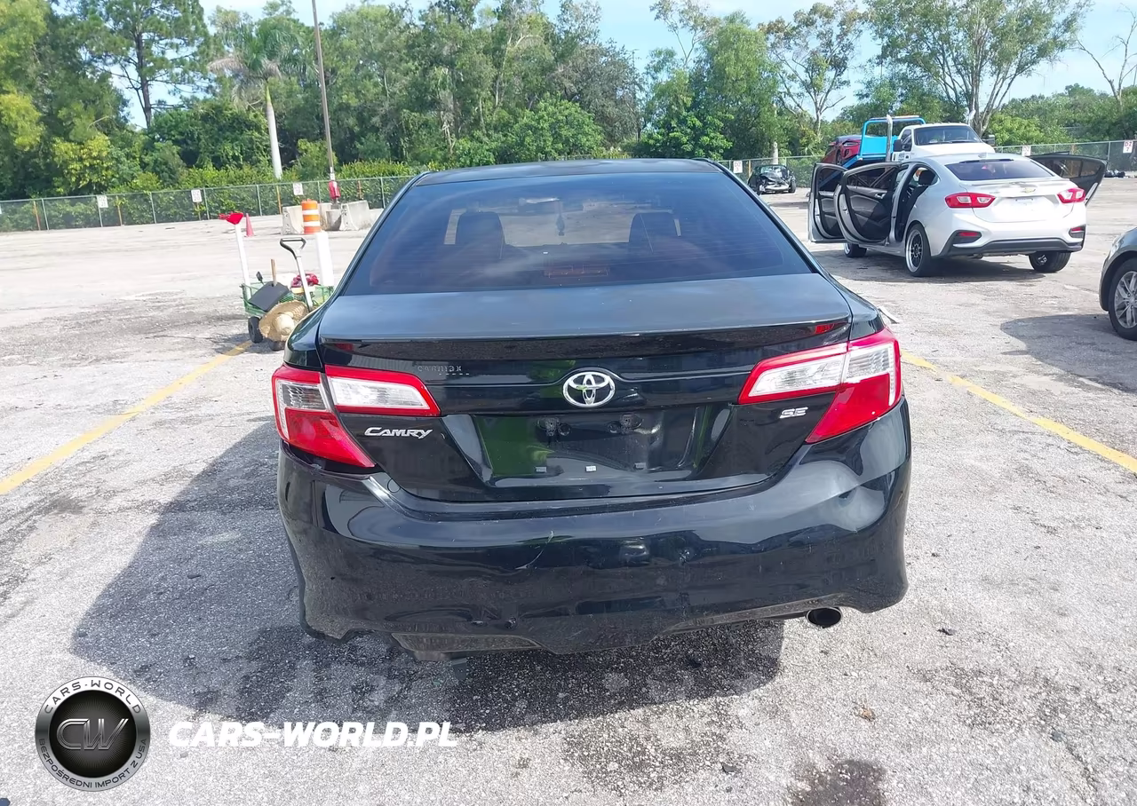 2013 Toyota Camry Se VIN:4T1BF1FK3DU642664 - 16
