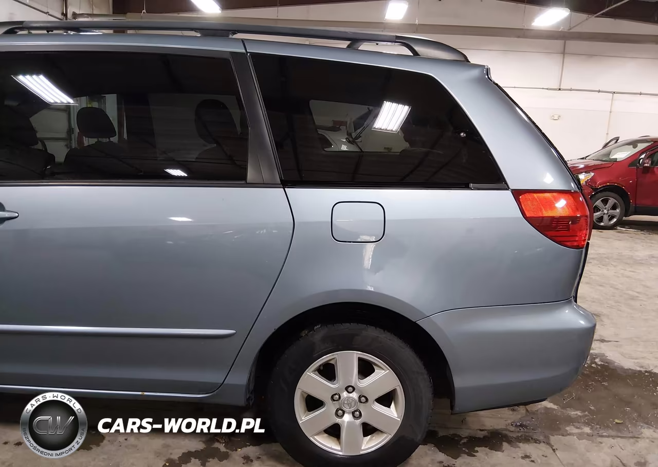 2005 Toyota Sienna Le VIN:5TDZA23C25S385345 - 18
