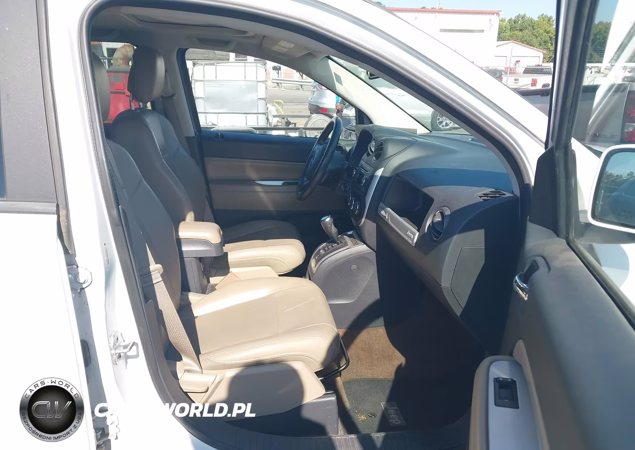 2014 Jeep Compass High Altitude VIN:1C4NJCEA4ED678854 - 5