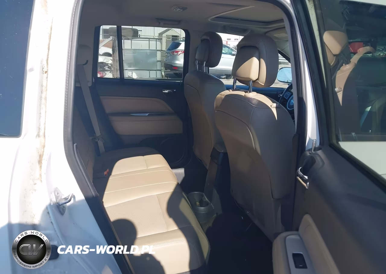 2014 Jeep Compass High Altitude VIN:1C4NJCEA4ED678854 - 8