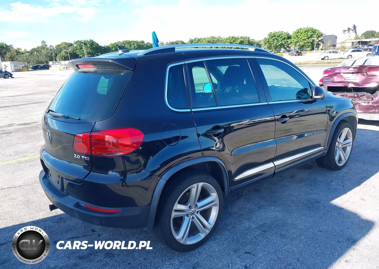 2014 Volkswagen Tiguan R-Line VIN:WVGAV3AX0EW546977 - 4