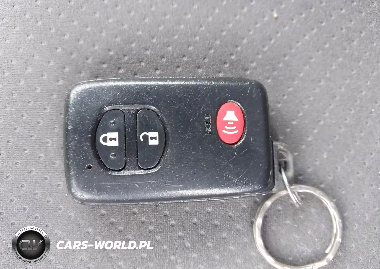 2011 Toyota Prius Two VIN:JTDKN3DU8B0280956 - 11
