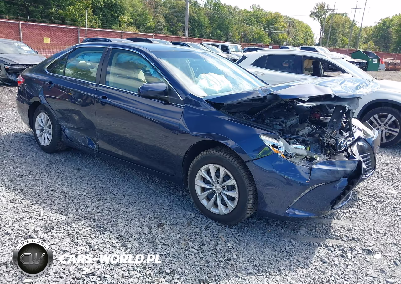 2015 Toyota Camry Le VIN:4T4BF1FK7FR470874 - 1