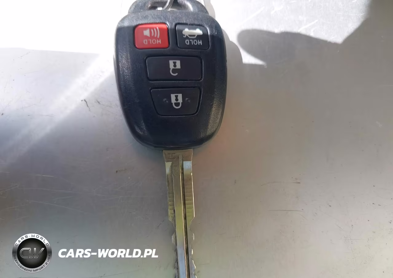 2015 Toyota Camry Le VIN:4T4BF1FK7FR470874 - 11