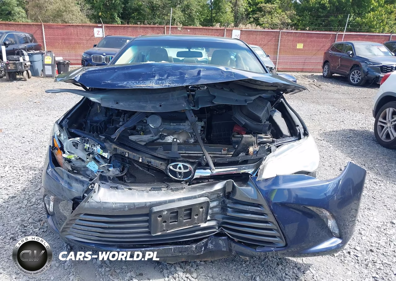 2015 Toyota Camry Le VIN:4T4BF1FK7FR470874 - 12