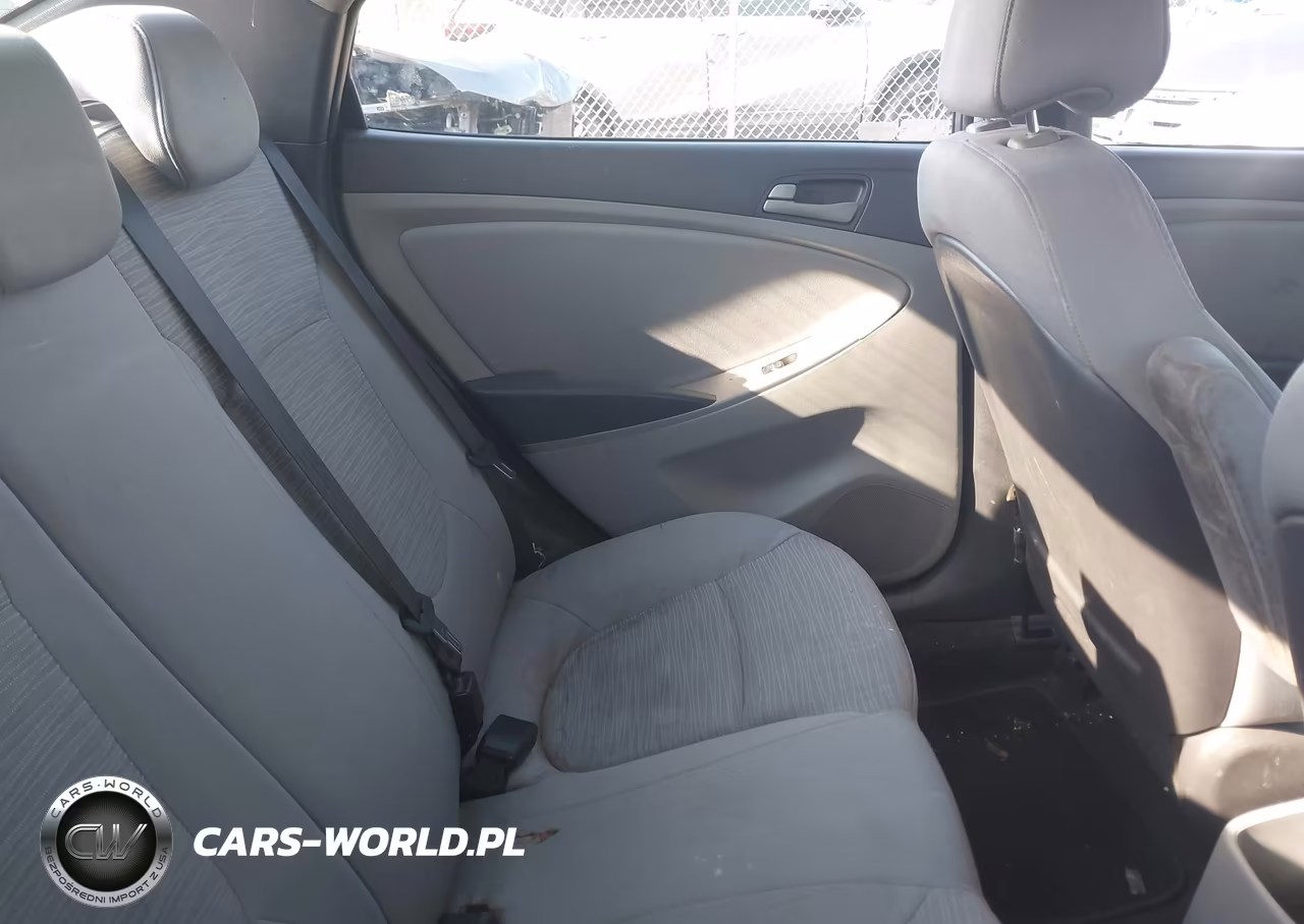 2015 Hyundai Accent Gls VIN:KMHCT4AE9FU878903 - 8
