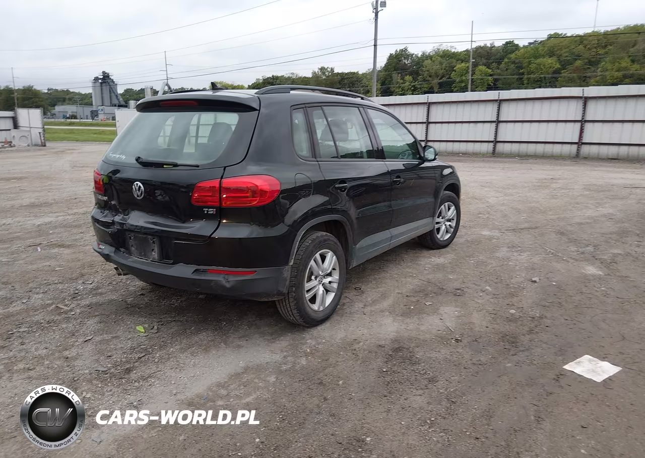 2017 Volkswagen Tiguan 2.0T S VIN:WVGAV7AX5HK002879 - 4