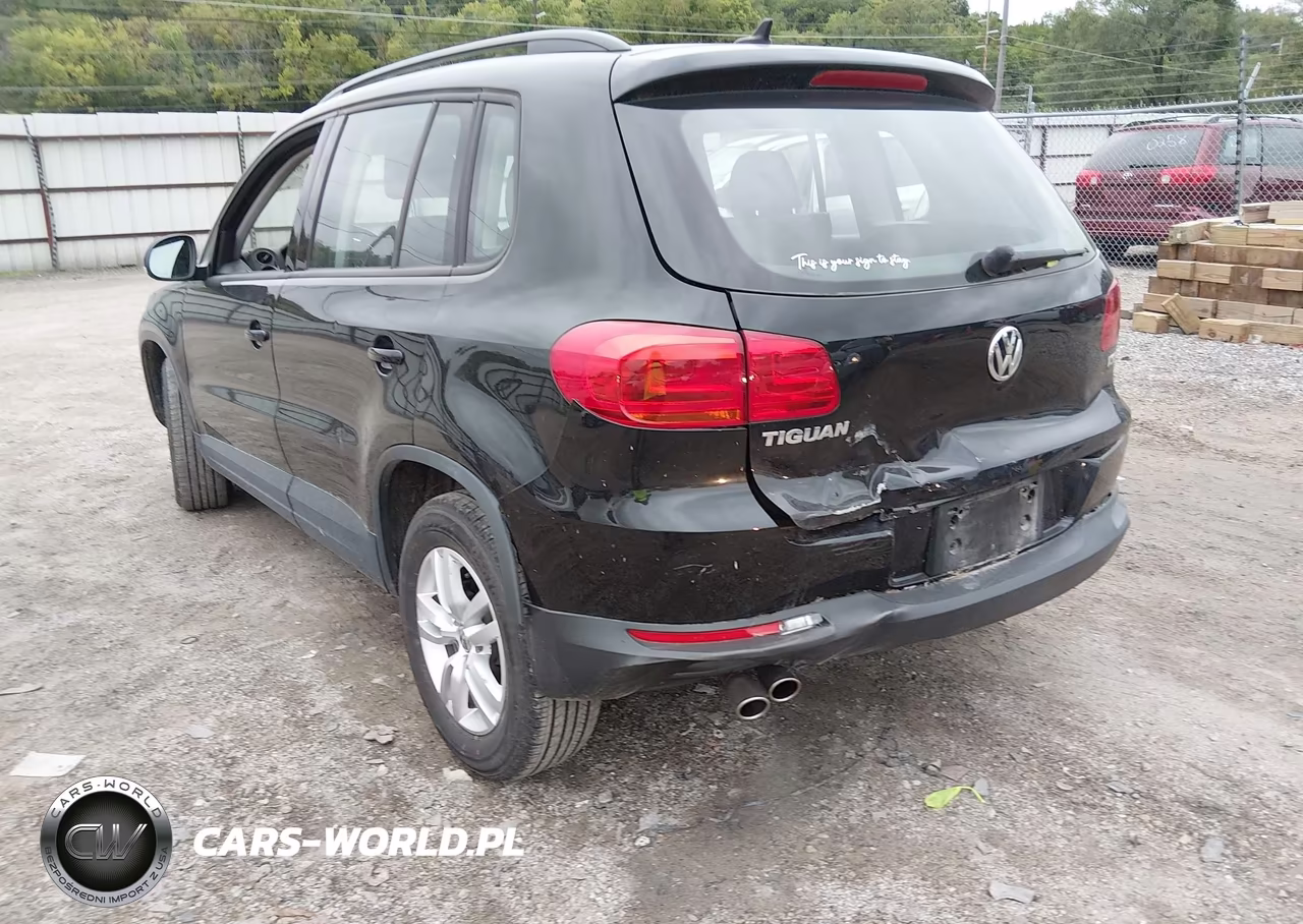 2017 Volkswagen Tiguan 2.0T S VIN:WVGAV7AX5HK002879 - 6