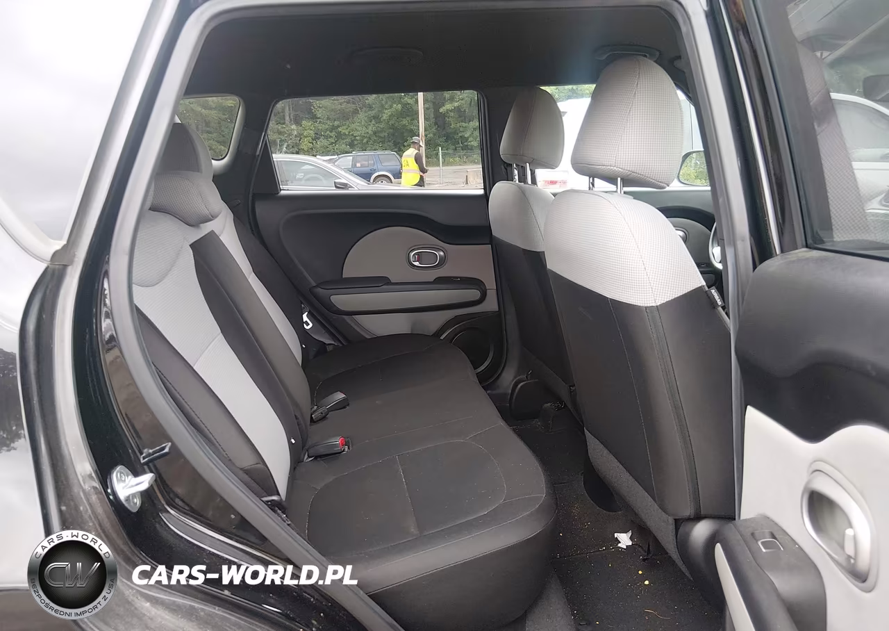 2018 Kia Soul VIN:KNDJN2A26J7593387 - 8