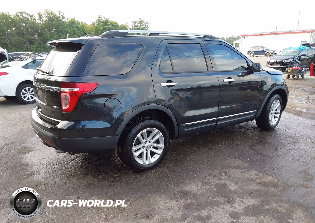 2013 Ford Explorer Xlt VIN:1FM5K8D89DGC01130 - 4
