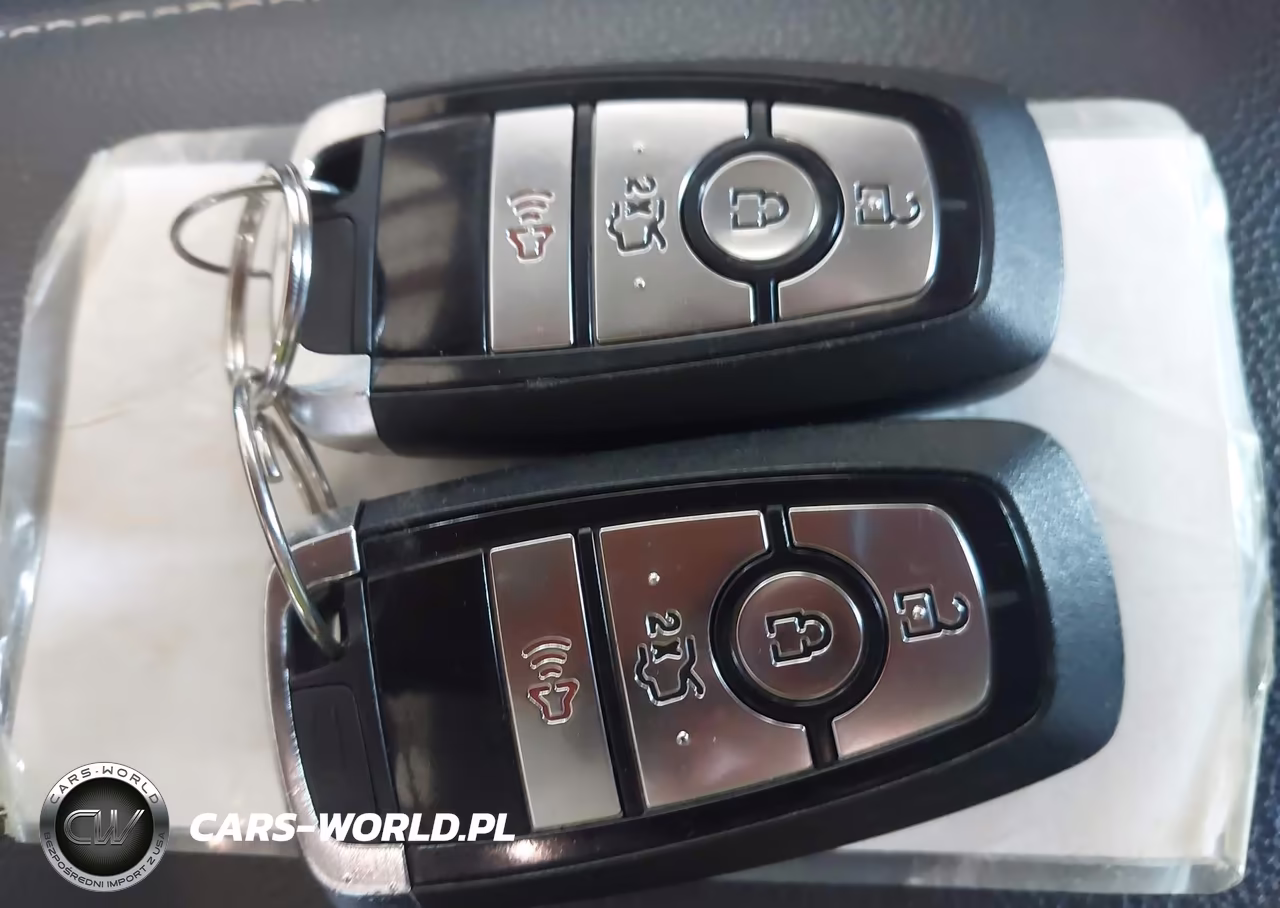 2018 Ford Fusion Hybrid S VIN:3FA6P0UU6JR278878 - 11