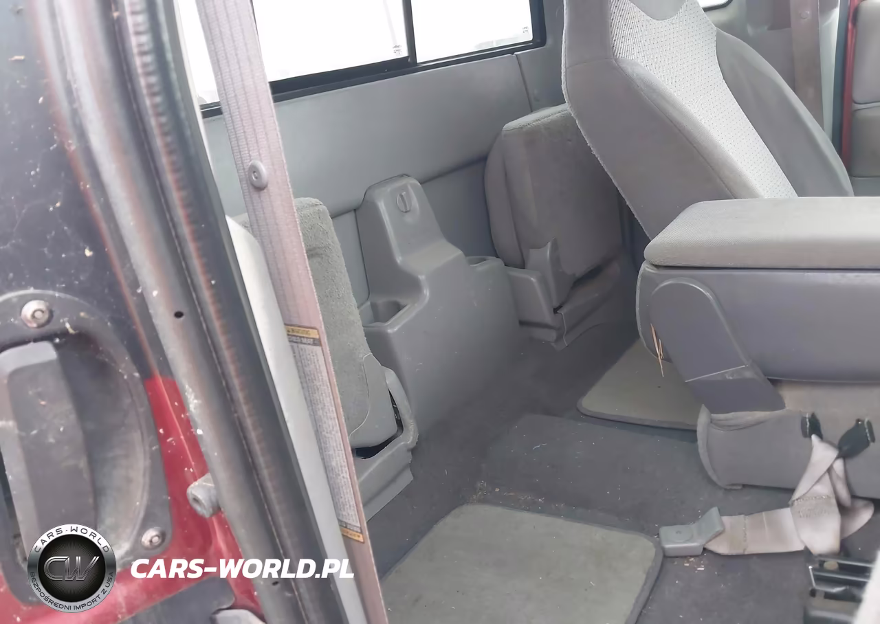 2000 Mazda B3000 Se VIN:4F4ZR17V2YTM08232 - 8