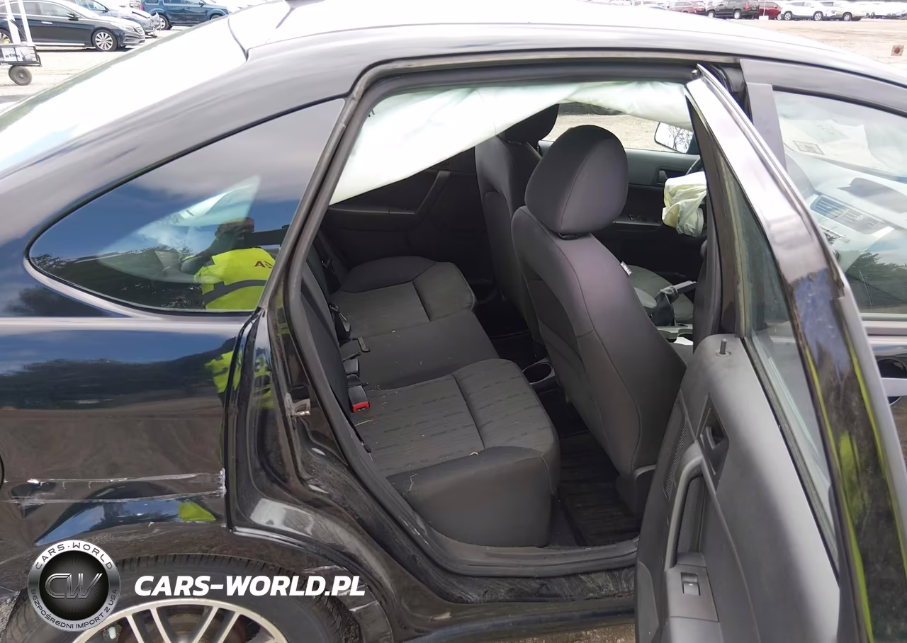2011 Ford Focus Se VIN:1FAHP3FN0BW194621 - 8