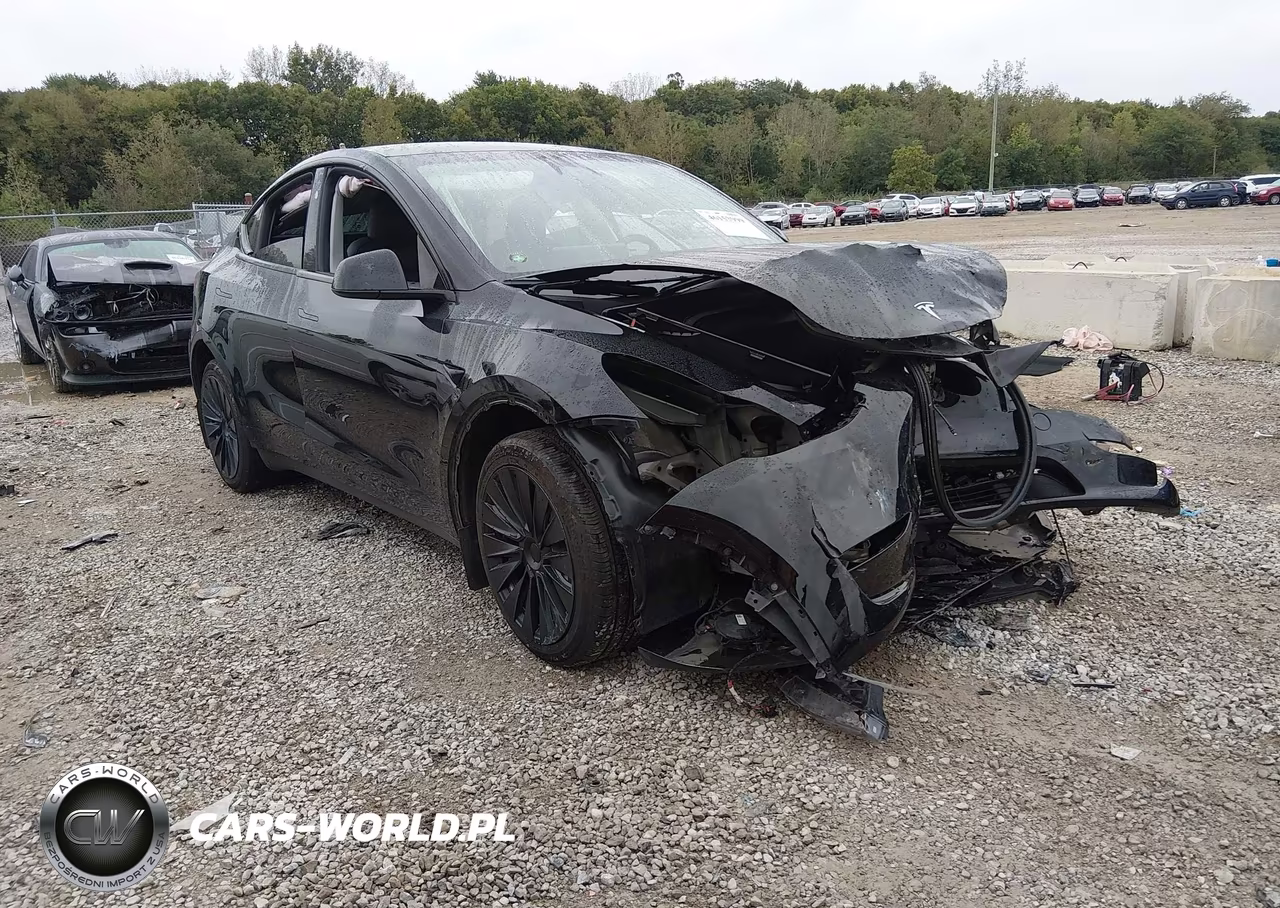 2023 Tesla Model Y Awd-Long Range Dual Motor All-Wheel Drive – zdjęcie 1 z 15