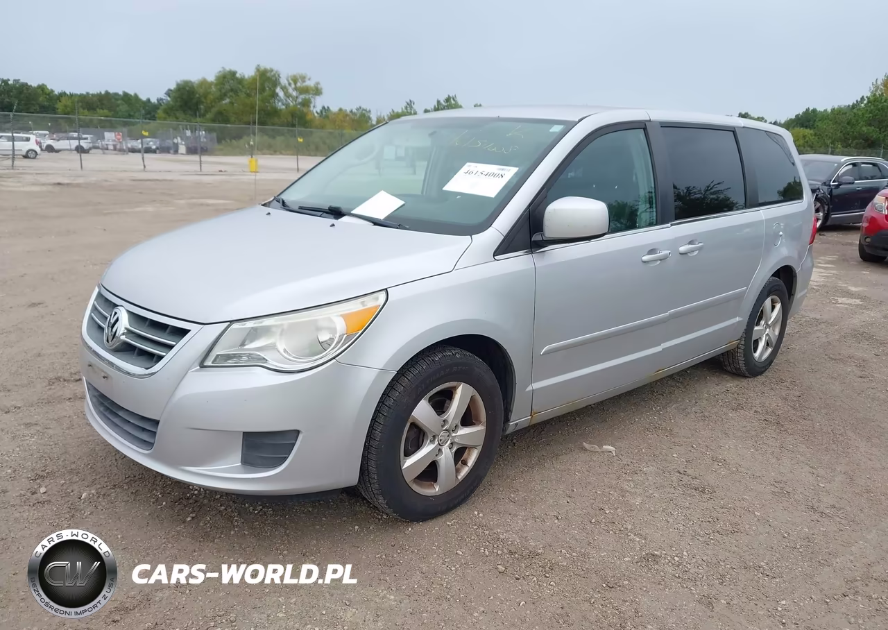 2010 Volkswagen Routan Se VIN:2V4RW3D17AR325123 - 2