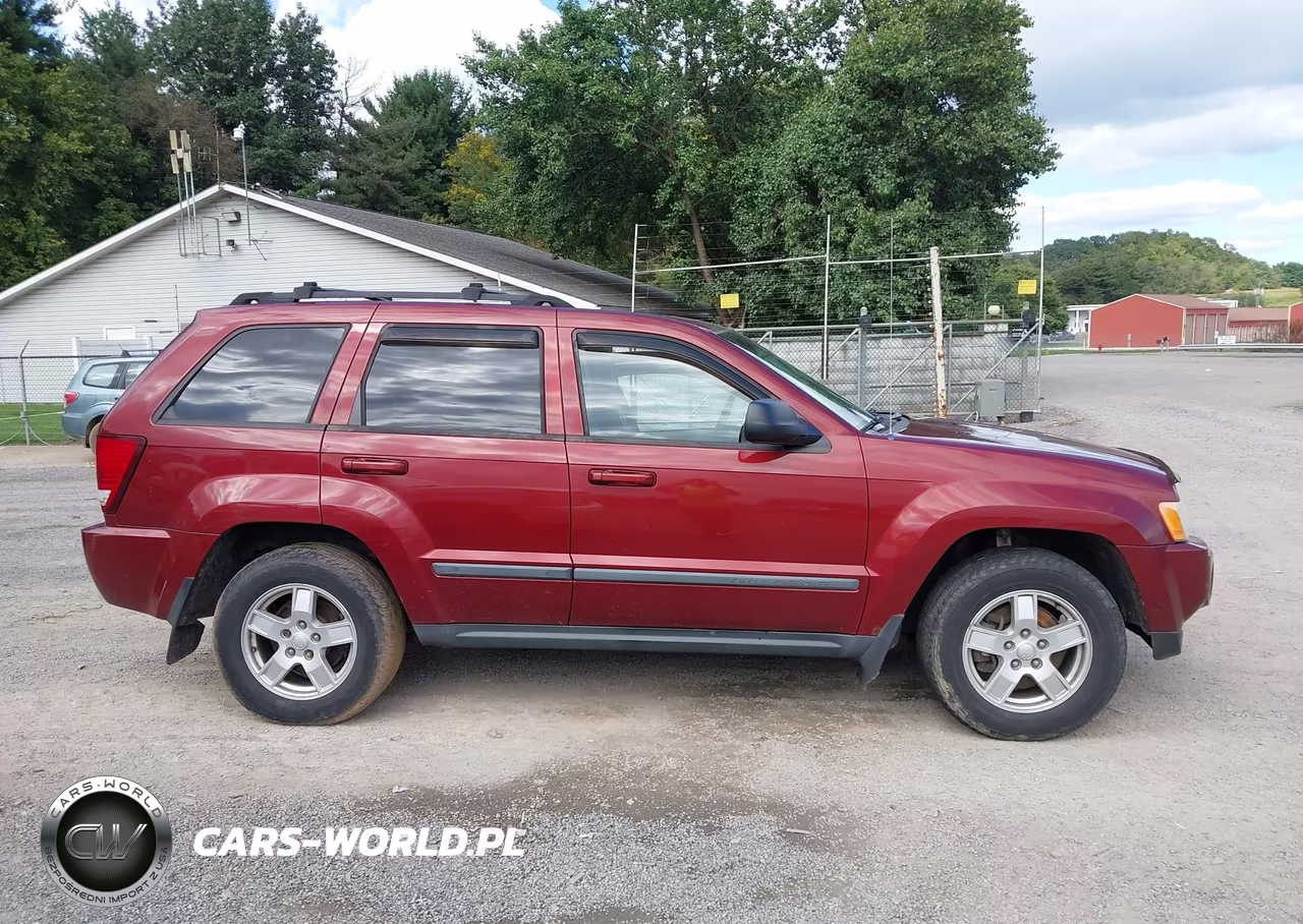 2007 Jeep Grand Cherokee Laredo VIN:1J8HR48P87C525858 - 13