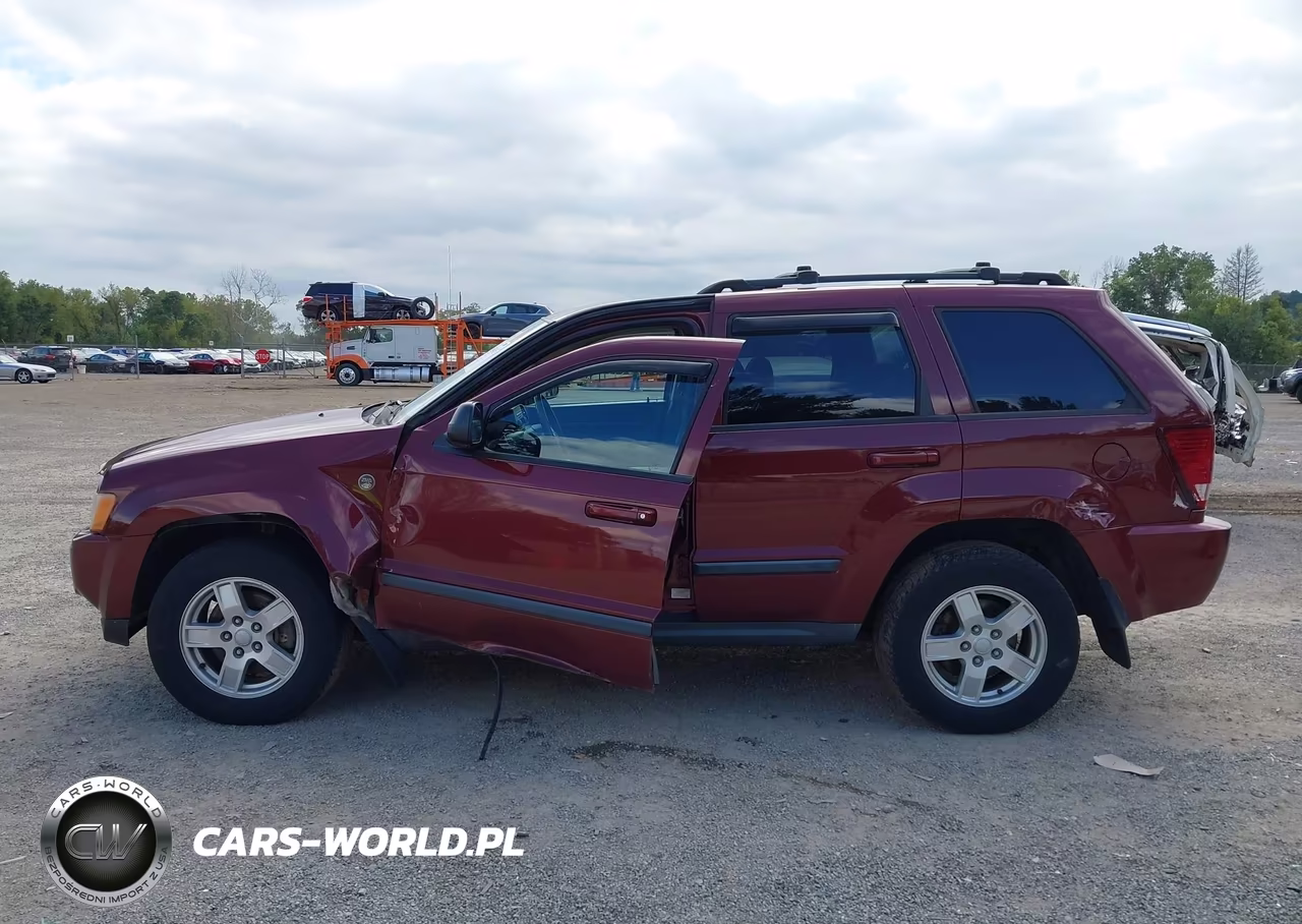 2007 Jeep Grand Cherokee Laredo VIN:1J8HR48P87C525858 - 14