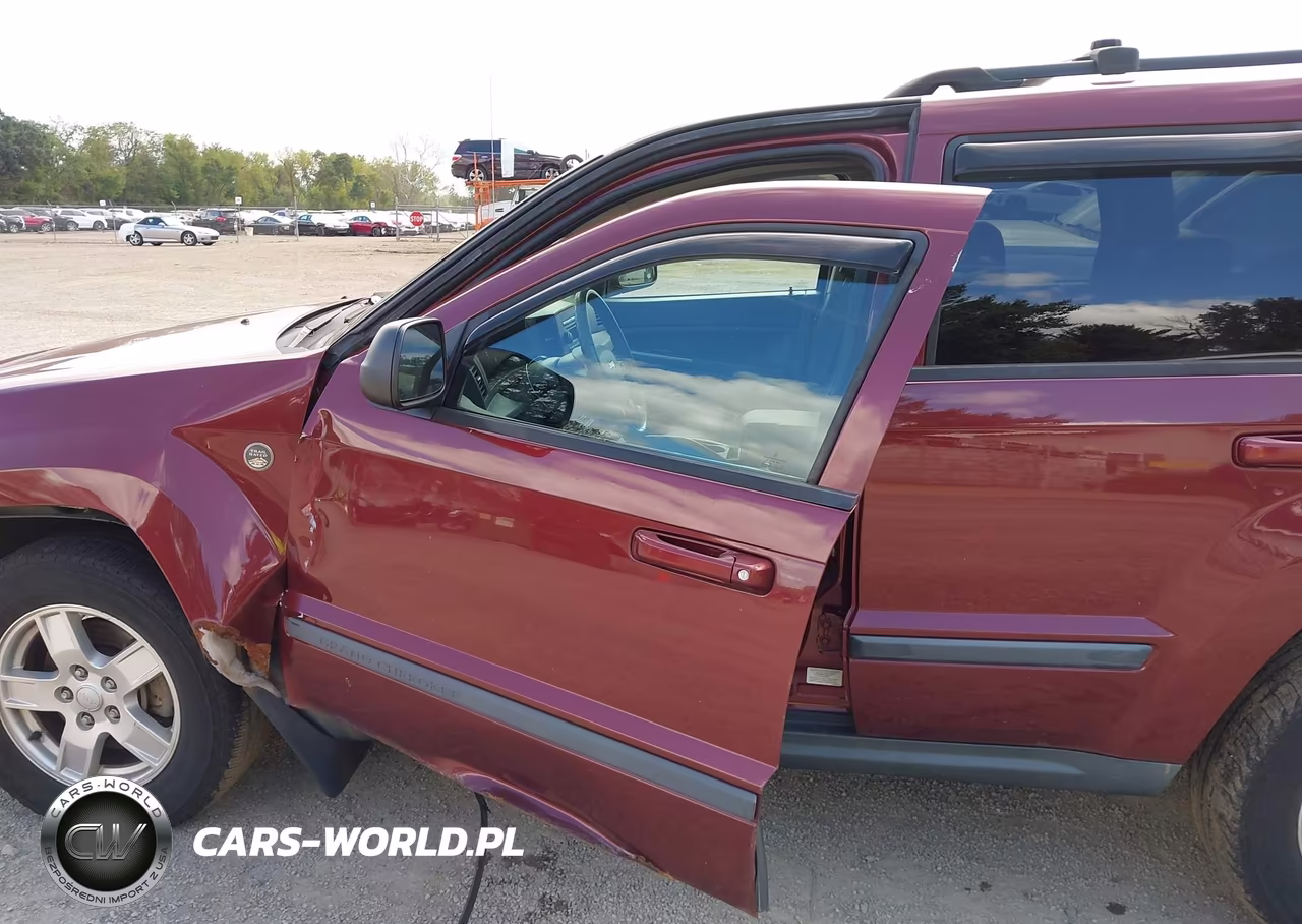 2007 Jeep Grand Cherokee Laredo VIN:1J8HR48P87C525858 - 6