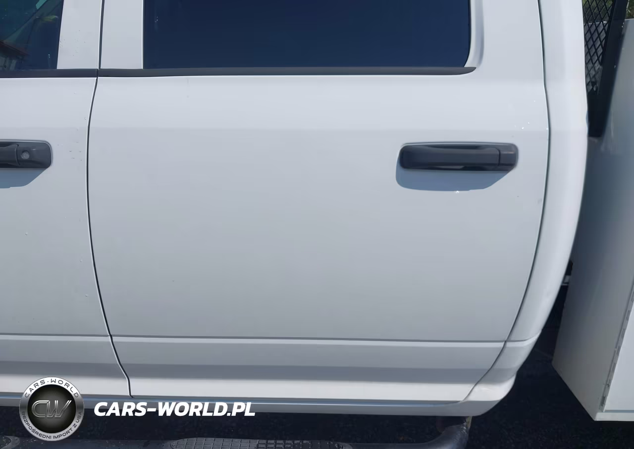2019 Ram 2500 Tradesman 4X4 8' Box VIN:3C7WR5HJ1KG627348 - 16