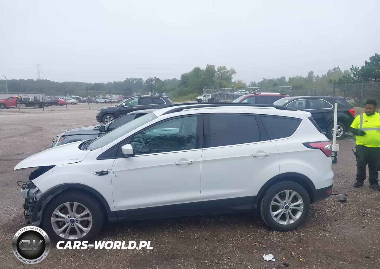 2018 Ford Escape Se VIN:1FMCU9GD2JUB76732 - 14
