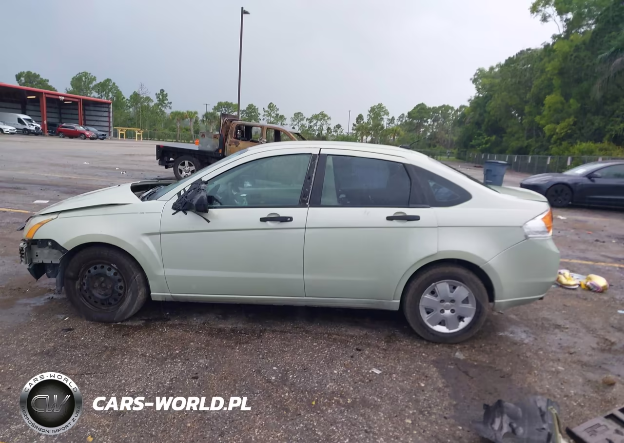 2010 Ford Focus S VIN:1FAHP3EN2AW182342 - 14