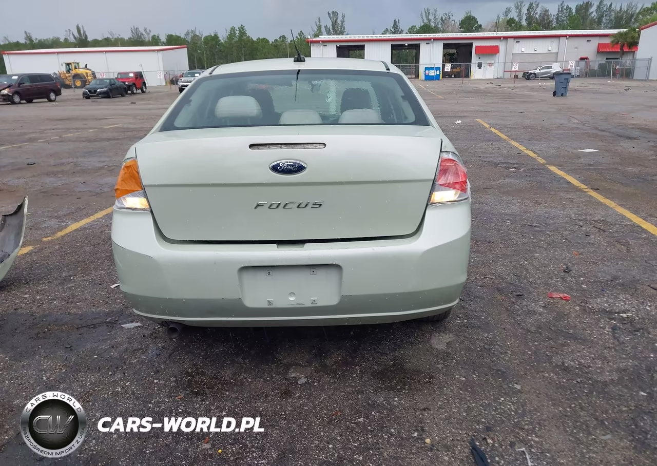 2010 Ford Focus S VIN:1FAHP3EN2AW182342 - 16