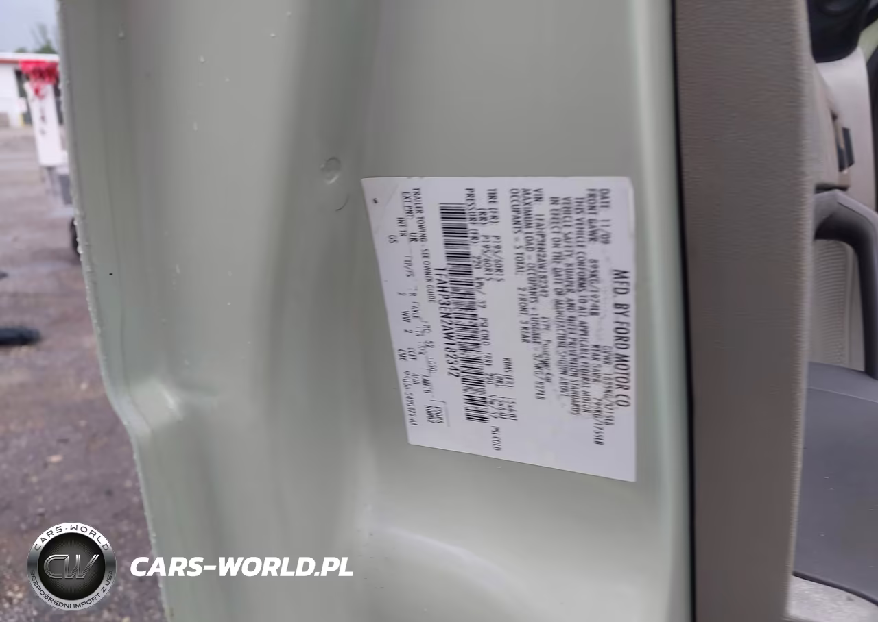 2010 Ford Focus S VIN:1FAHP3EN2AW182342 - 9