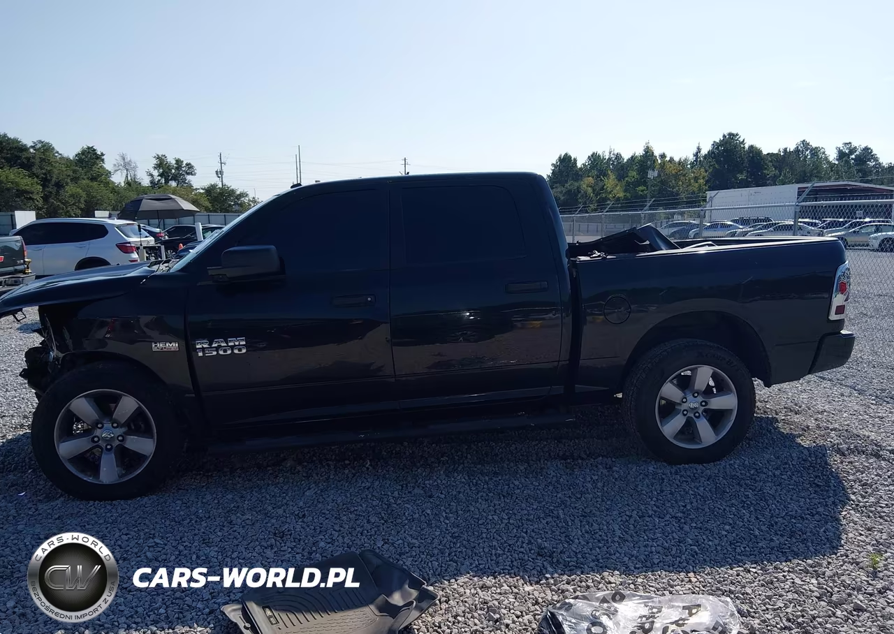 2015 Ram 1500 Express VIN:3C6RR7KT0FG699798 - 14