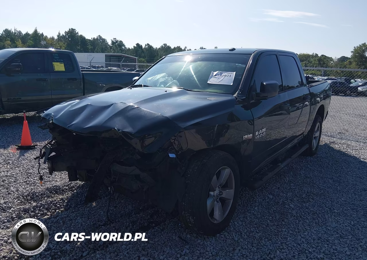2015 Ram 1500 Express VIN:3C6RR7KT0FG699798 - 2