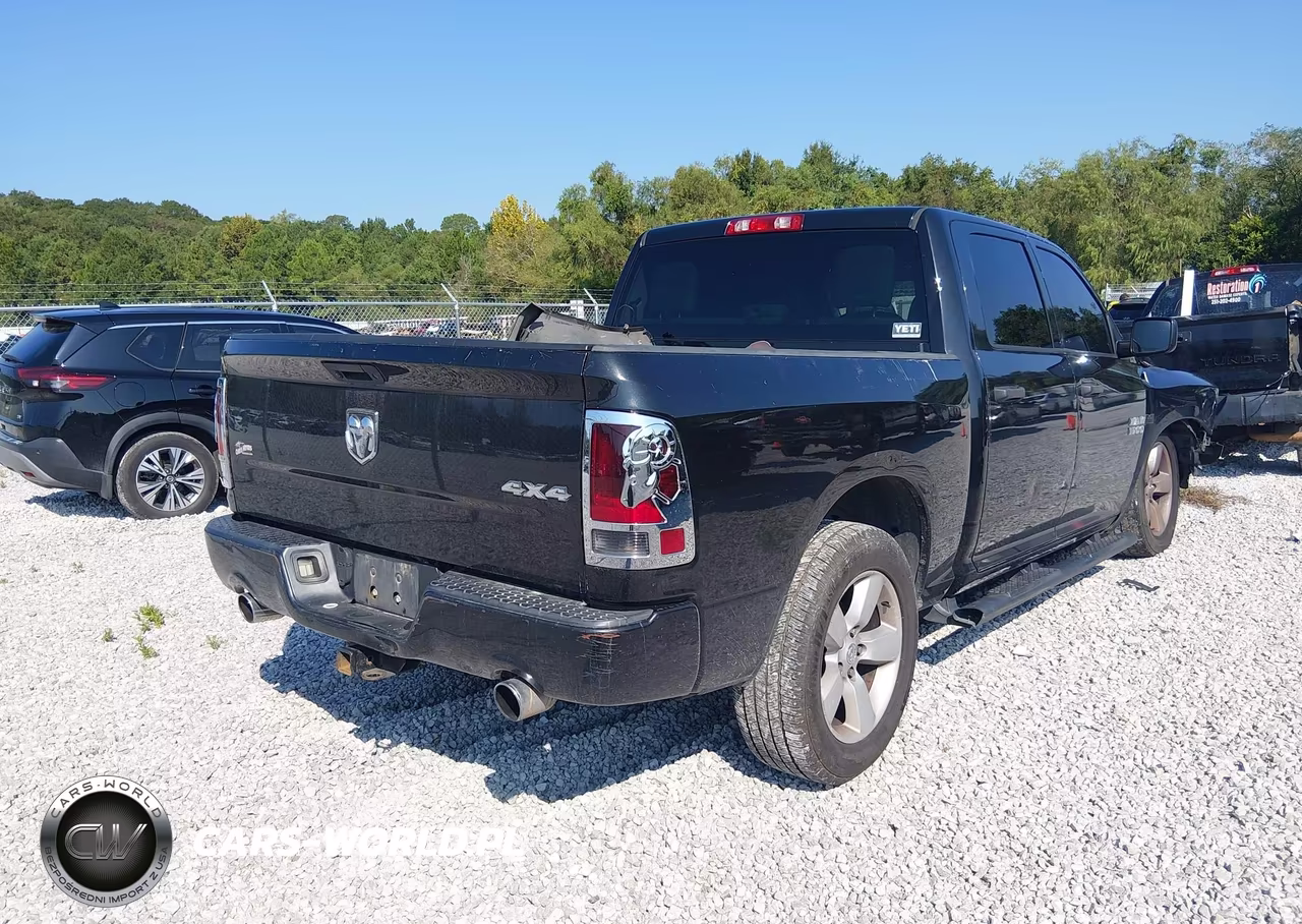 2015 Ram 1500 Express VIN:3C6RR7KT0FG699798 - 4