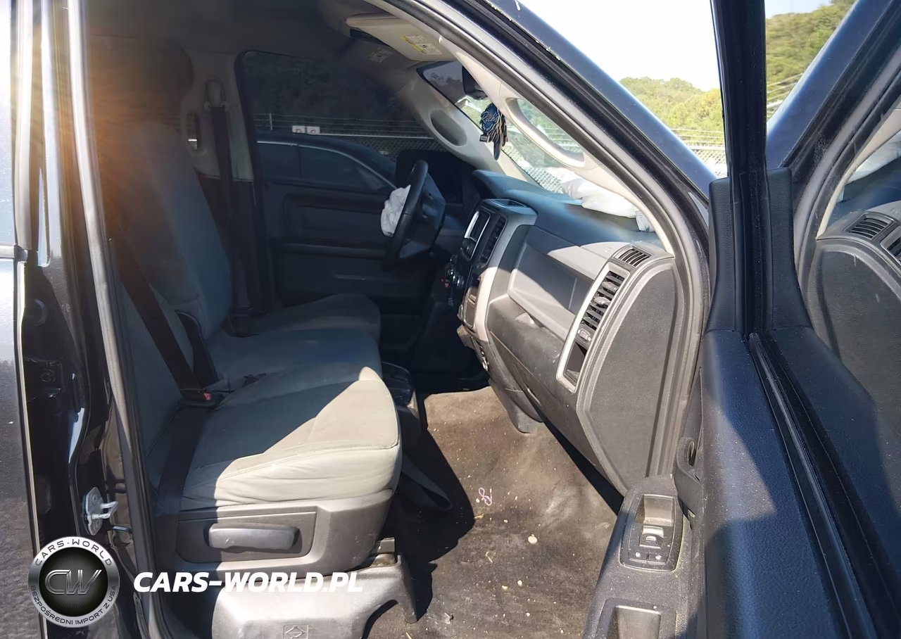 2015 Ram 1500 Express VIN:3C6RR7KT0FG699798 - 5
