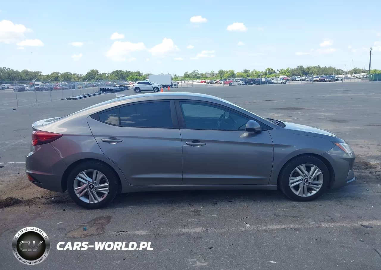 2020 Hyundai Elantra Sel VIN:5NPD84LF1LH535752 - 13
