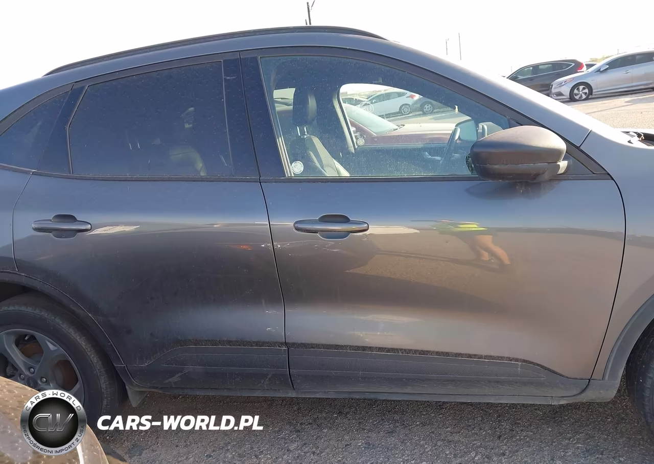 2025 Ford Escape St-Line VIN:1FMCU9MN7SUA86913 - 13