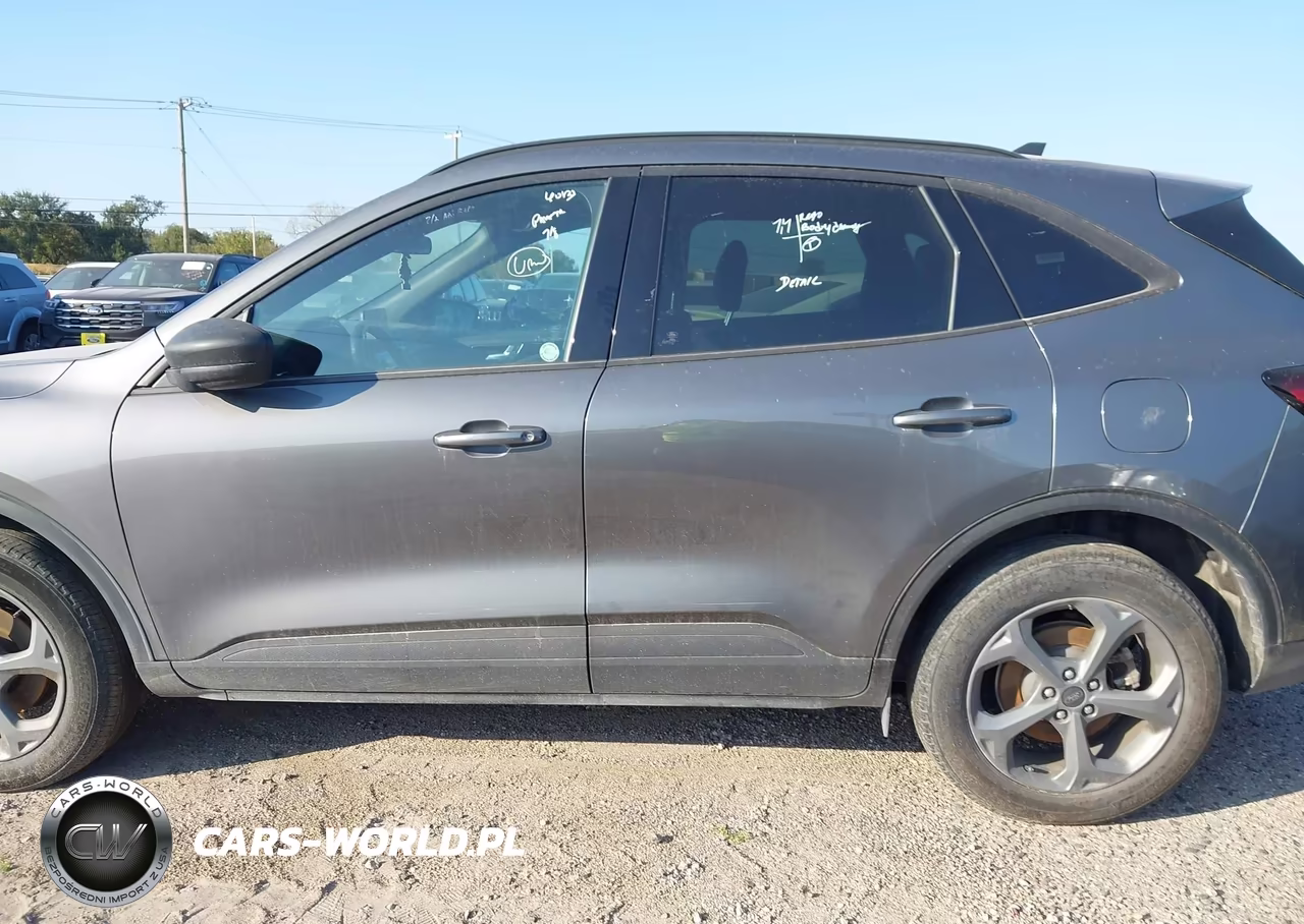 2025 Ford Escape St-Line VIN:1FMCU9MN7SUA86913 - 14