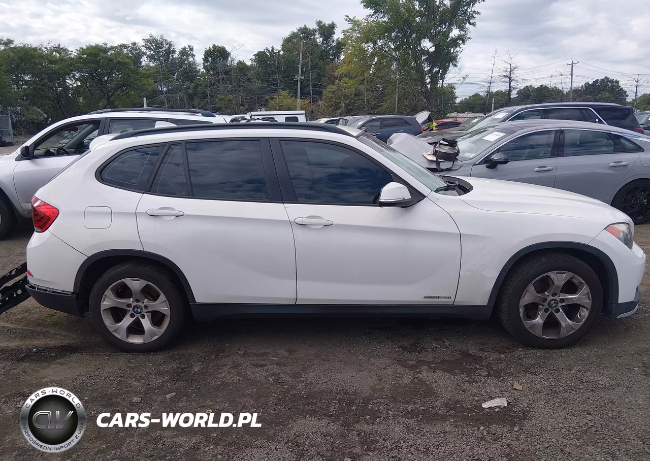 2015 BMW X1 Sdrive28I VIN:WBAVM1C58FVW57158 - 12