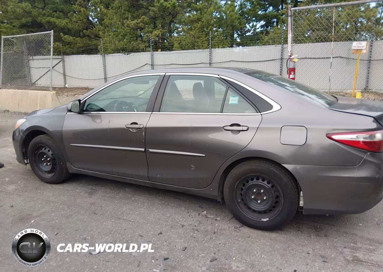 2017 Toyota Camry Le VIN:4T1BF1FK4HU651119 - 14