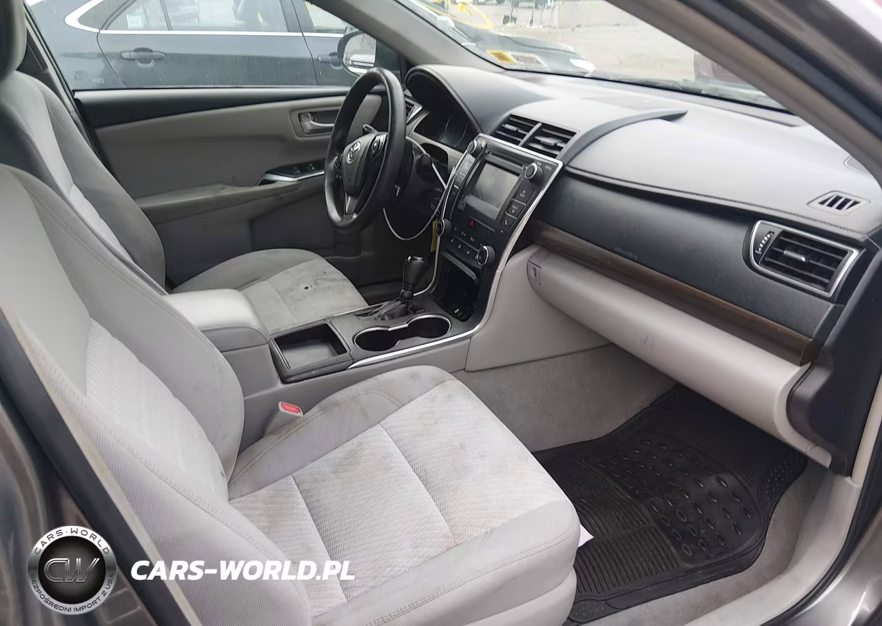 2017 Toyota Camry Le VIN:4T1BF1FK4HU651119 - 5