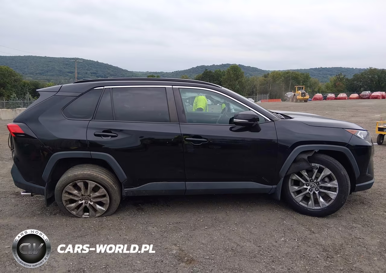 2021 Toyota Rav4 Xle Premium VIN:2T3A1RFV5MC171838 - 13