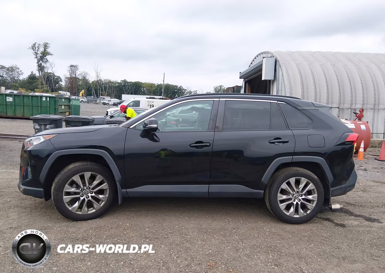 2021 Toyota Rav4 Xle Premium VIN:2T3A1RFV5MC171838 - 14