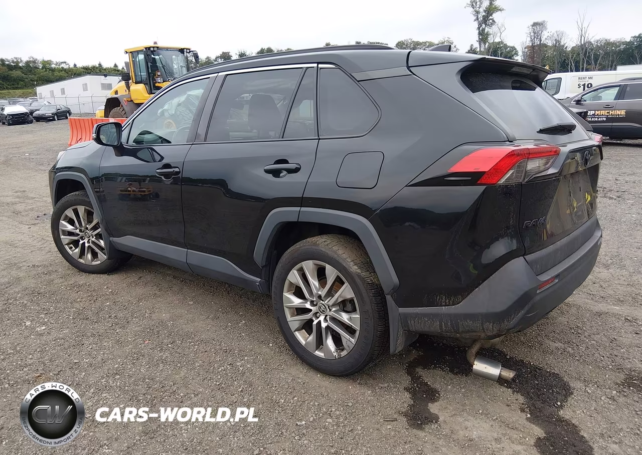 2021 Toyota Rav4 Xle Premium VIN:2T3A1RFV5MC171838 - 3