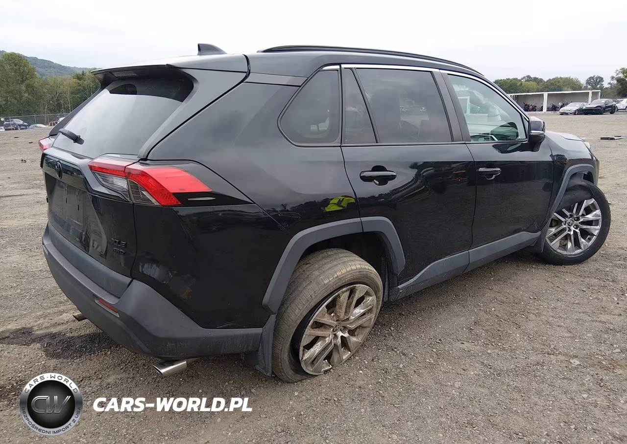 2021 Toyota Rav4 Xle Premium VIN:2T3A1RFV5MC171838 - 4