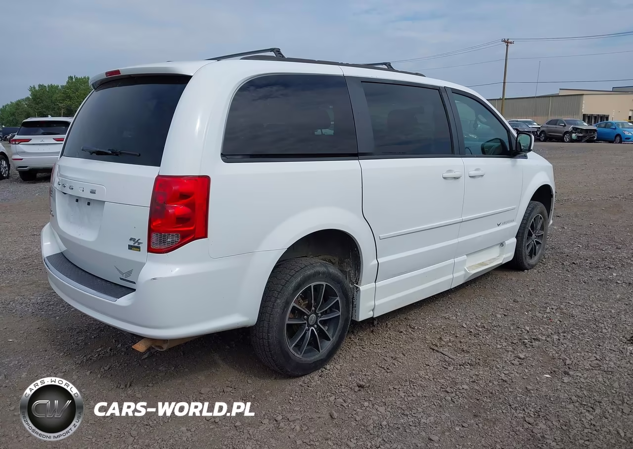 2016 Dodge Grand Caravan R-T VIN:2C7WDGEG5GR360431 - 4