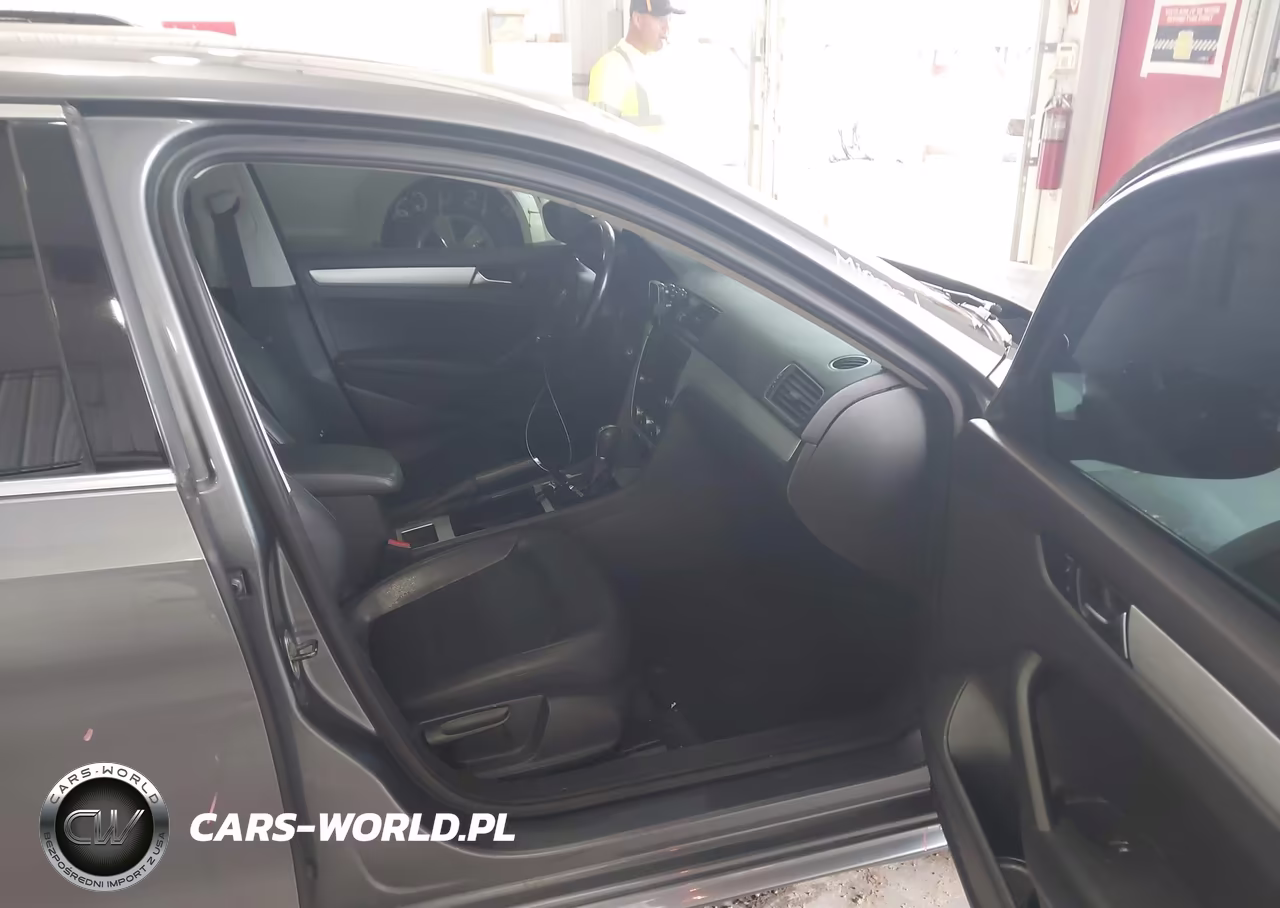2012 Volkswagen Passat 2.5L Se VIN:1VWBH7A39CC097072 - 5