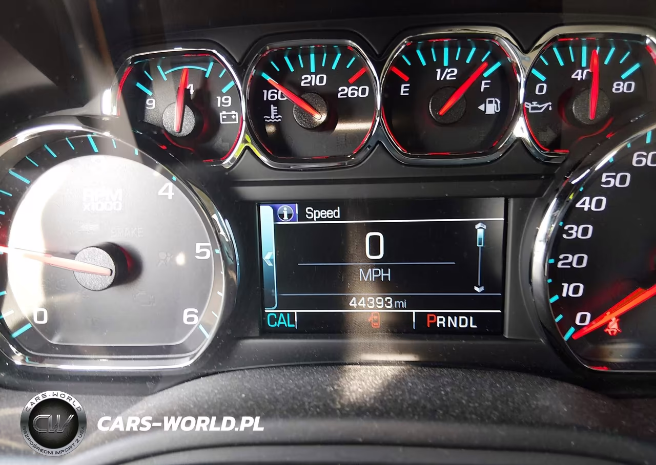 2018 Chevrolet Tahoe Lt VIN:1GNSCBKC8JR138716 - 15