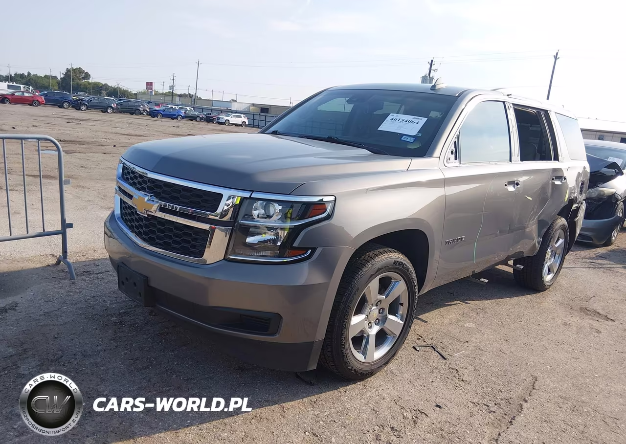 2018 Chevrolet Tahoe Lt VIN:1GNSCBKC8JR138716 - 2