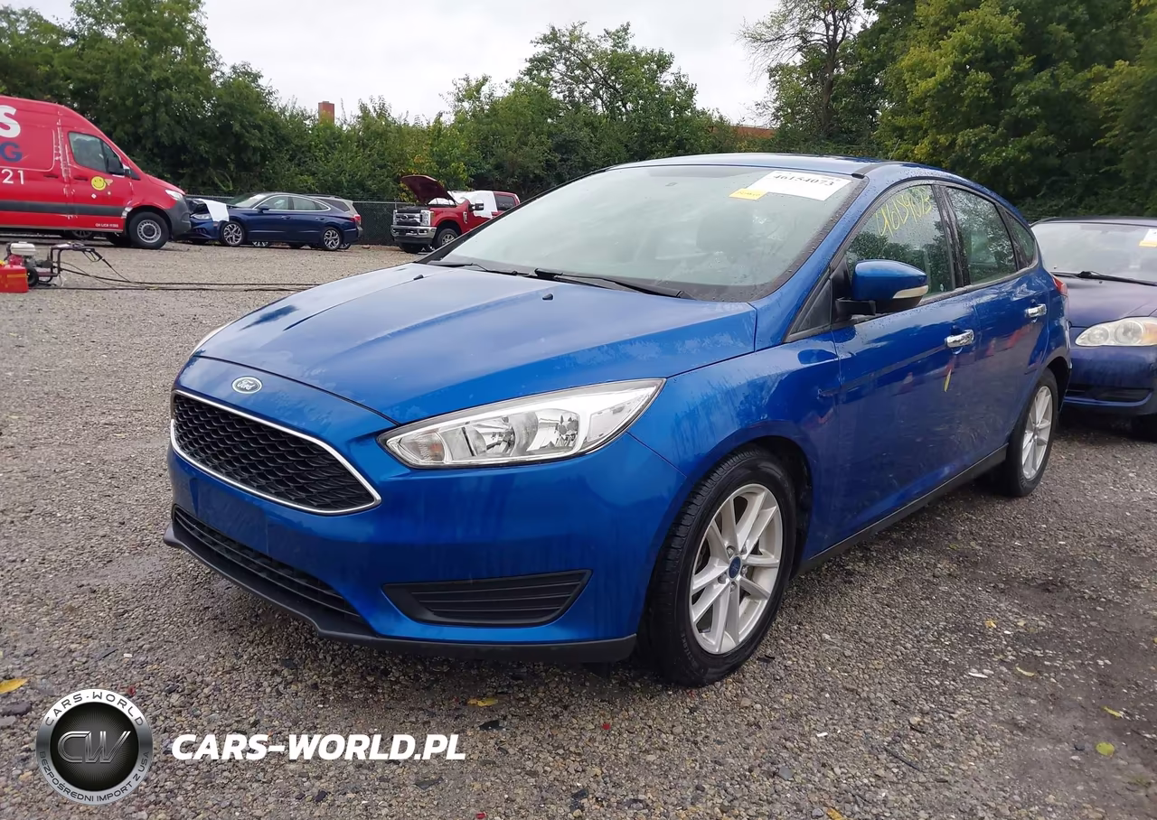 2018 Ford Focus Se VIN:1FADP3K22JL258362 - 2
