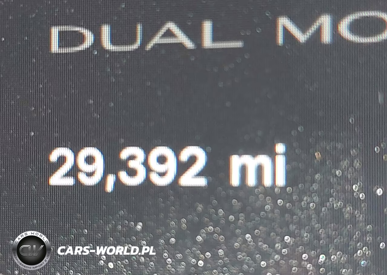 2024 Tesla Model Y Long Range Dual Motor All-Wheel Drive VIN:7SAYGAEE5RF129426 - 15