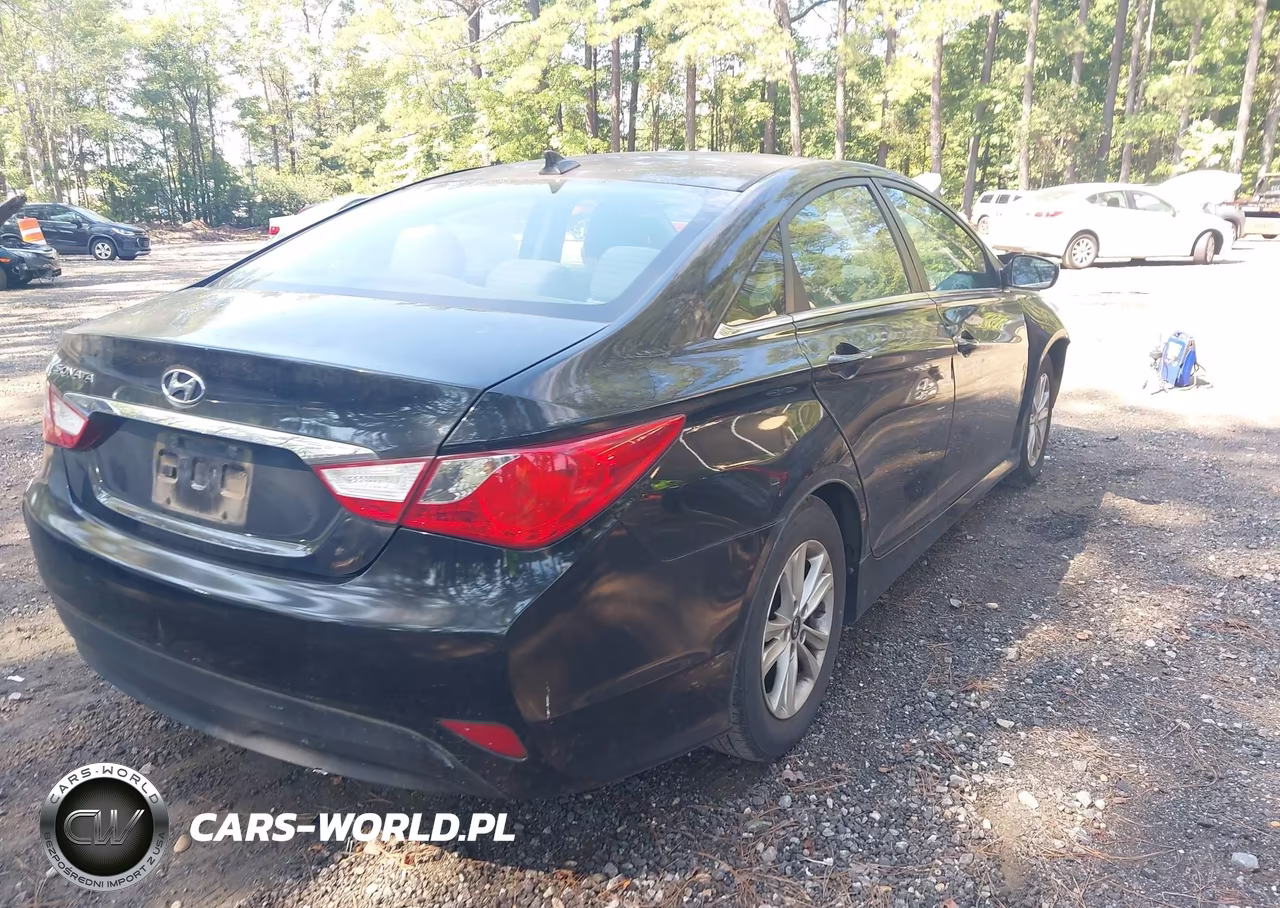 2014 Hyundai Sonata Gls VIN:5NPEB4AC3EH881738 - 4