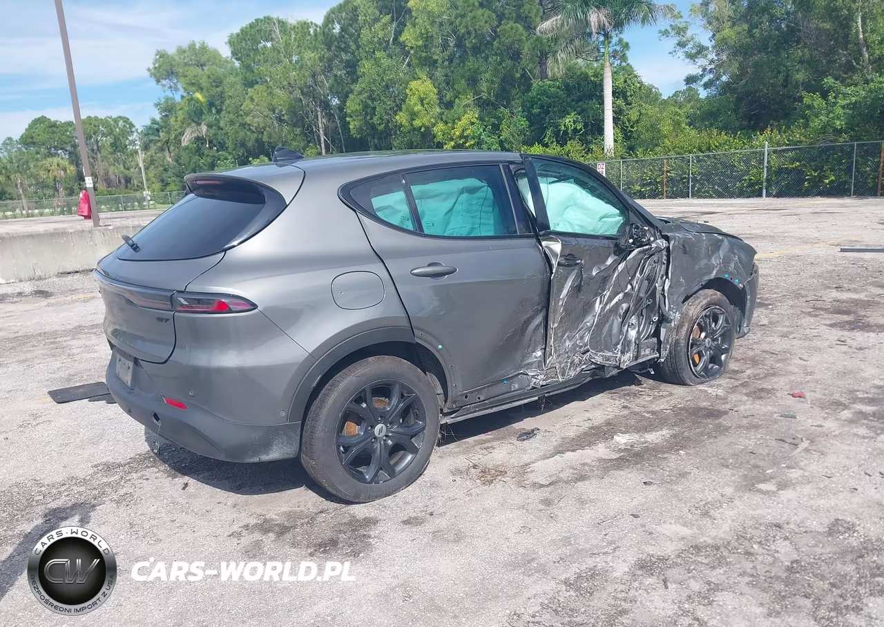 2024 Dodge Hornet Gt Plus Awd VIN:ZACNDFBN9R3A24902 - 4